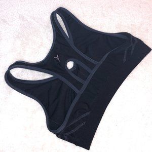 Old Navy black Sports Bra